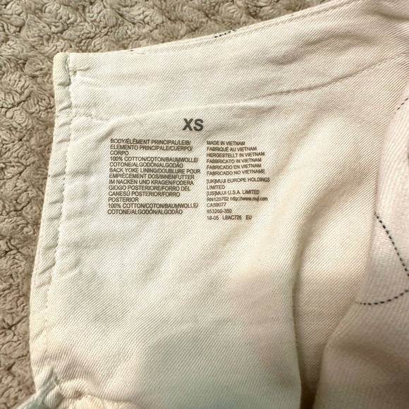 MUJI flannel blouse, off-white with black window-pane plaid, size XS - Picture 7 of 9